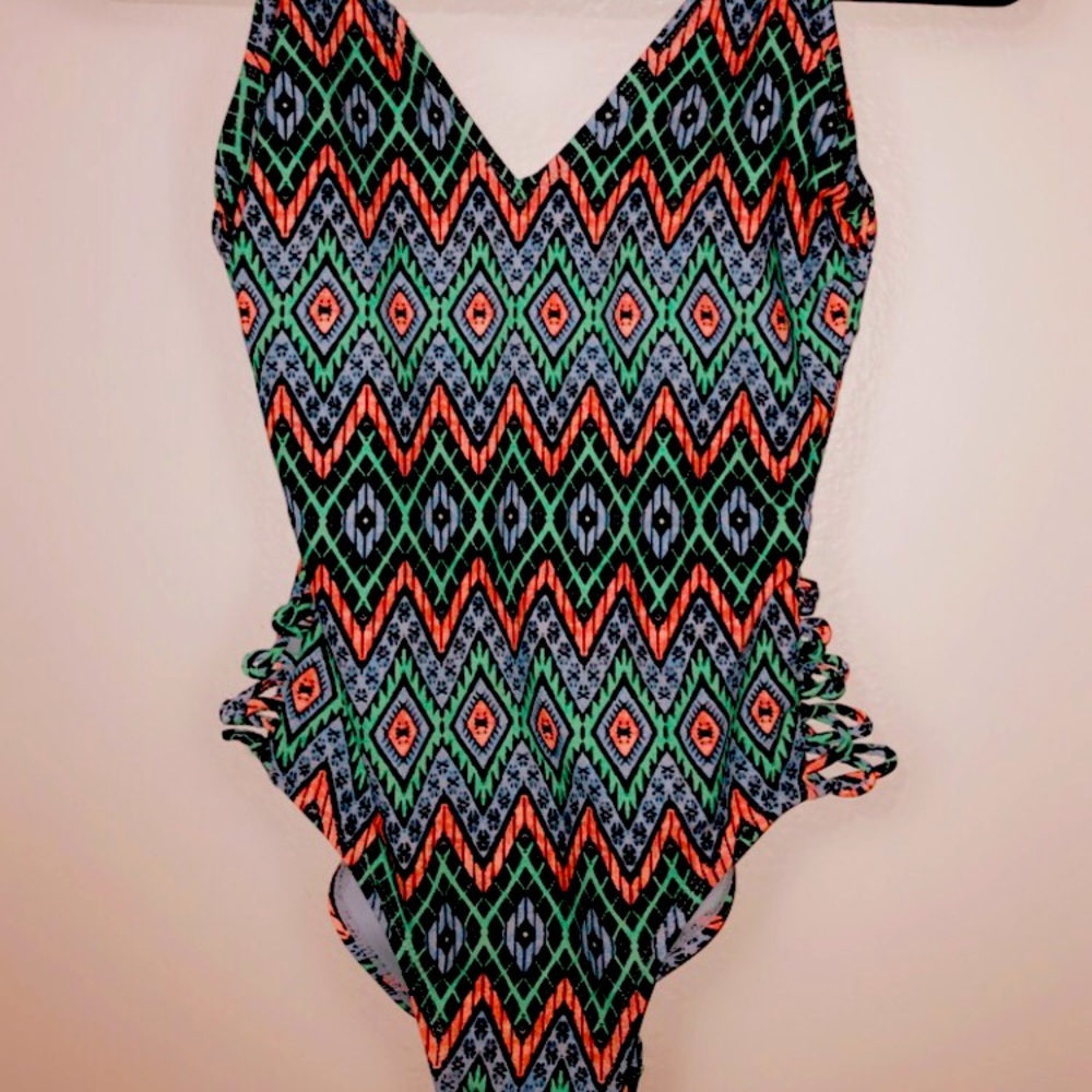 One piece, Aztec patterned swimsuit